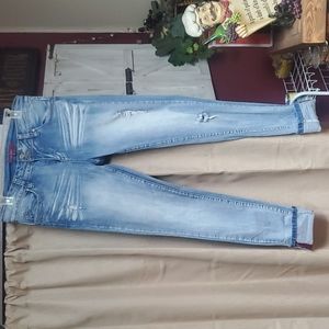 YMI Capri Jeans